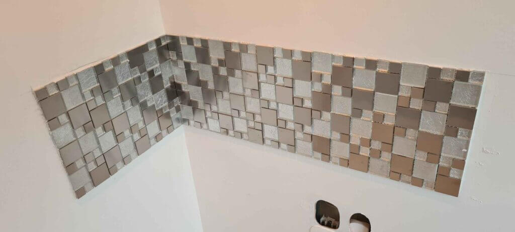 Basin mozaic tile backsplash fixed