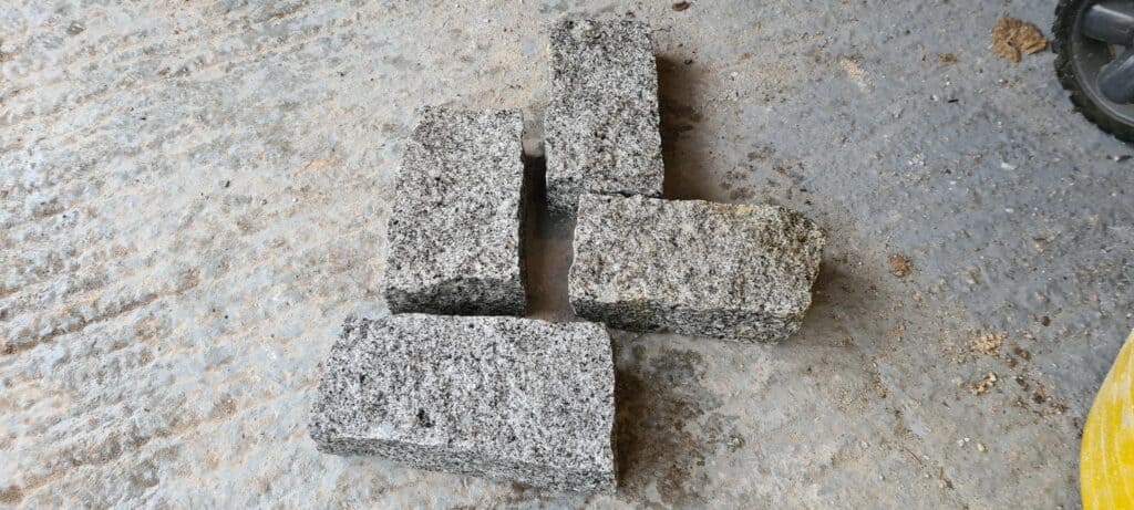 Granite cobble setts 200 x 100 x 50
