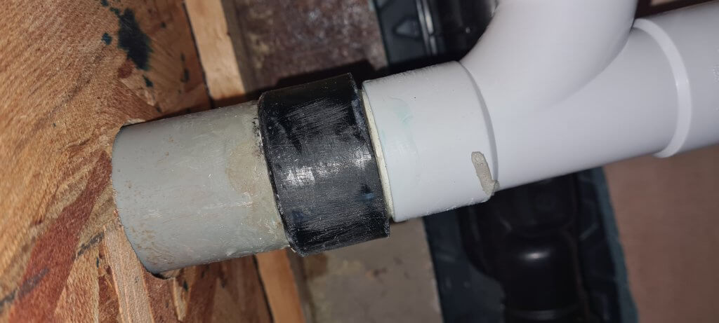Grey pipe to black pipe leaking joint